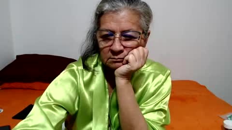 Snapshot of candy_mature_ chatting on 07.19.26 candy online show from 07.19.26