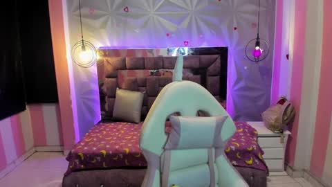 Ania online show from 01.15.25