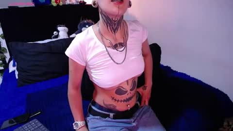 Snapshot of candy_scarce16 chatting on 03.22.26 Sharon online show from 03.22.26