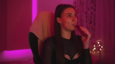 Snapshot of candy_strom chatting on 04.03.26 Candy online show from 04.03.26