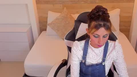 CANDY online show from 10.28.25