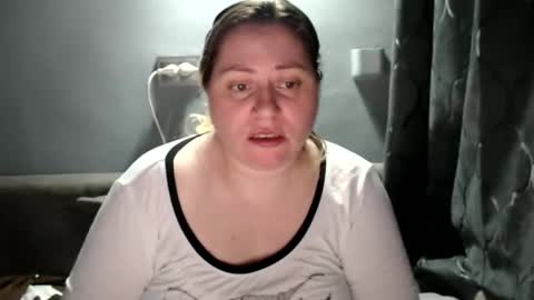 Laura online show from 11.14.25