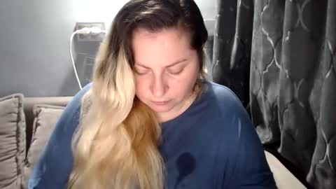 Laura online show from 03.03.26