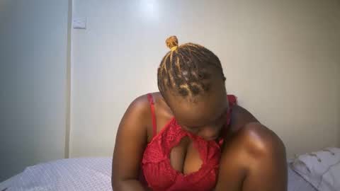 candycurly_ online show from 11.25.25