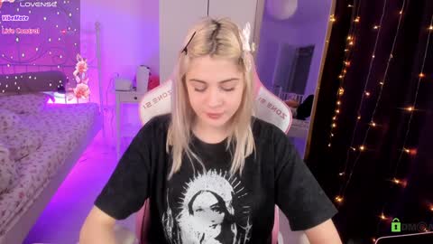 Snapshot of candyhannah chatting on 12.07.24 You can call me HH online show from 12.07.24