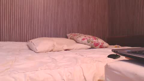 CANDYJESx online show from 12.02.25