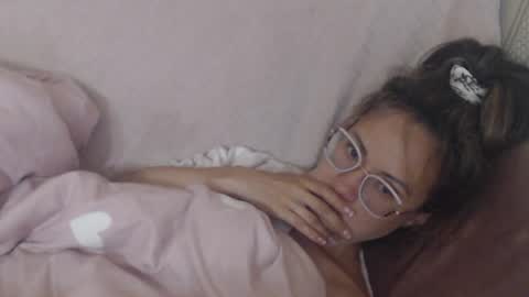 Snapshot of candylady13 chatting on 06.21.26 say meow and send tips online show from 06.21.26