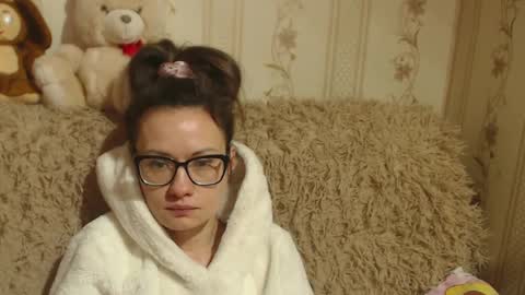 Snapshot of candylady136 chatting on 02.01.25 say meow and send tip online show from 02.01.25