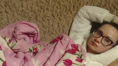 Snapshot of candylady136 chatting on 02.03.25 say meow and send tip online show from 02.03.25