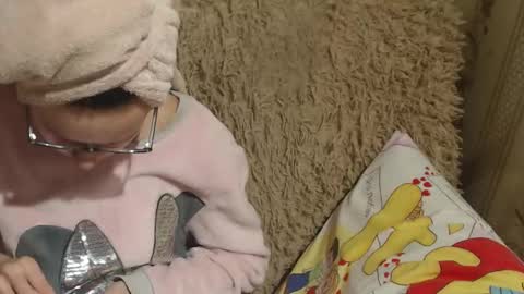 Snapshot of candylady136 chatting on 02.19.25 say meow and send tip online show from 02.19.25