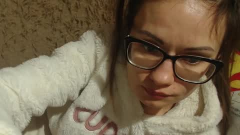 Snapshot of candylady136 chatting on 02.24.25 say meow and send tip online show from 02.24.25