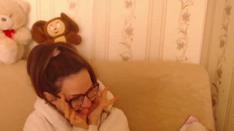 Snapshot of candylady136 chatting on 03.05.25 say meow and send tip online show from 03.05.25