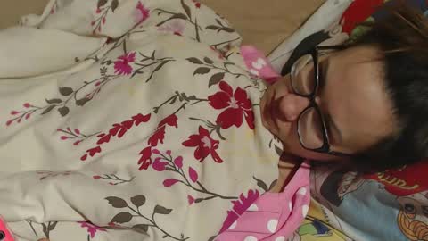 Snapshot of candylady136 chatting on 03.10.25 say meow and send tip online show from 03.10.25