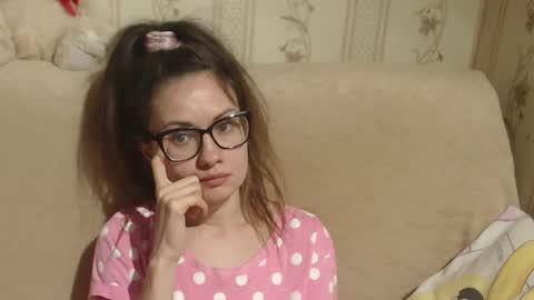 Snapshot of candylady136 chatting on 03.12.25 say meow and send tip online show from 03.12.25