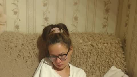 Snapshot of candylady136 chatting on 09.16.25 say meow and send tip online show from 09.16.25