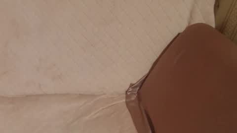 Snapshot of candylady136 chatting on 10.25.25 say meow and send tip online show from 10.25.25