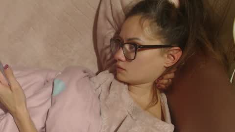 Snapshot of candylady136 chatting on 11.13.25 say meow and send tip online show from 11.13.25