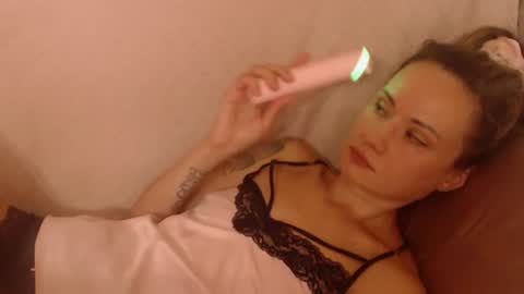 say meow and send tip  online show from 08.03.26