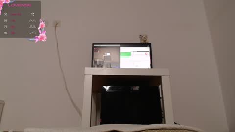 Snapshot of candyliciousss chatting on 02.05.25 candyliciousss online show from 02.05.25