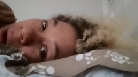 Snapshot of candyredxo2024 chatting on 09.21.25 candyredxo2024 online show from 09.21.25