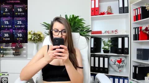 Snapshot of candywesst chatting on 12.20.24 Candy My pleasure its in your hands online show from 12.20.24