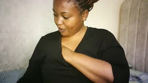 candyXLO online show from 09.27.25