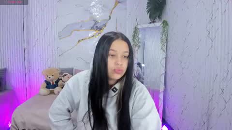 Snapshot of candyy_tay1 chatting on 06.16.26 CANDYY online show from 06.16.26