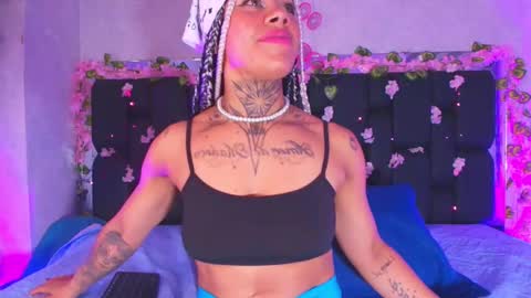 Aura  online show from 09.11.25