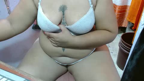 CanelaCollins online show from 09.14.25