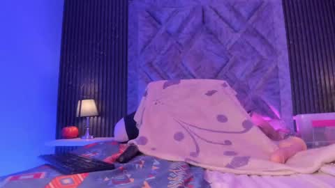 GABRIELA LOPEZ online show from 01.19.25