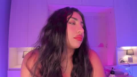 GABRIELA LOPEZ online show from 02.25.25