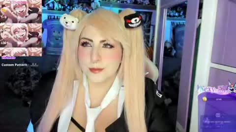 Snapshot of canndy_new chatting on 06.15.26 Canndyy Daniela online show from 06.15.26