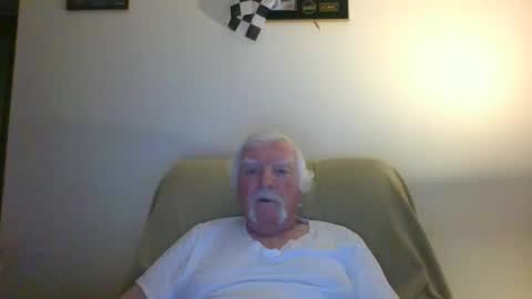 Snapshot of capecod21 chatting on 01.18.25 capecod21 online show from 01.18.25