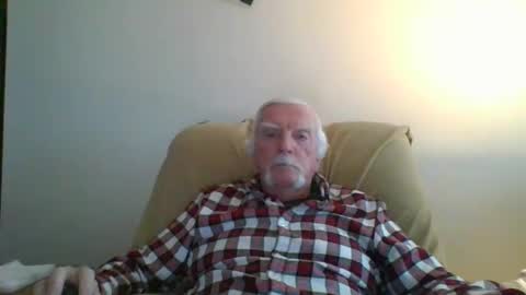 Snapshot of capecod21 chatting on 01.26.25 capecod21 online show from 01.26.25