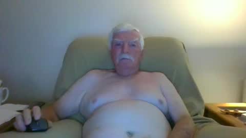 Snapshot of capecod21 chatting on 09.27.25 capecod21 online show from 09.27.25