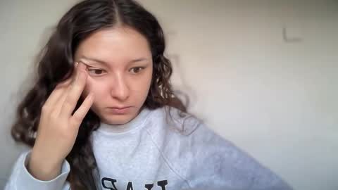 Emma online show from 09.18.25