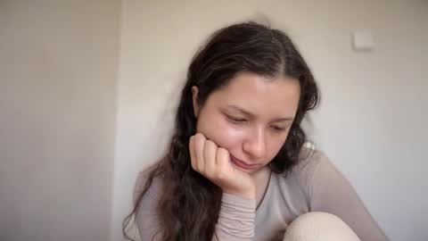 Emma online show from 10.14.25