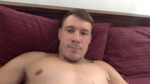 Snapshot of capt_oliver chatting on 12.05.24 follow my twitter online show from 12.05.24