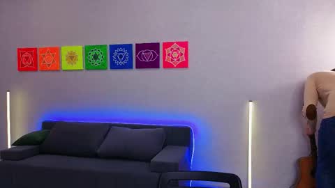 Snapshot of captain______america chatting on 12.23.25 David online show from 12.23.25