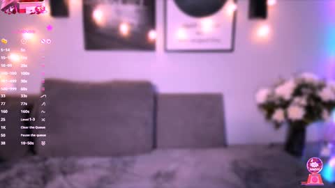 Snapshot of cara__harris chatting on 02.11.25 . . online show from 02.11.25