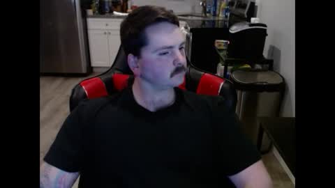 Snapshot of cardi_beans chatting on 03.25.26 cardi_beans online show from 03.25.26