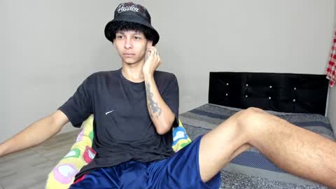 Carlos and Cristian  online show from 01.21.25