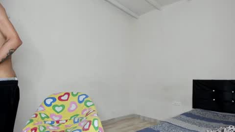 Carlos and Cristian  online show from 02.04.25