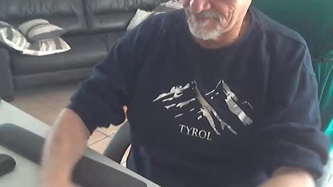 Snapshot of cargo69 chatting on 01.17.26 cargo69 online show from 01.17.26