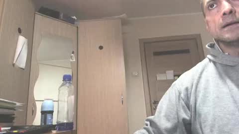 Snapshot of carin_the_body chatting on 02.15.25 Laz online show from 02.15.25