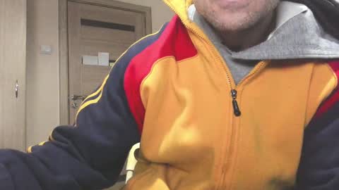 Snapshot of carin_the_body chatting on 02.16.25 Laz online show from 02.16.25