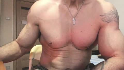 Snapshot of carin_the_body chatting on 02.18.25 Laz online show from 02.18.25