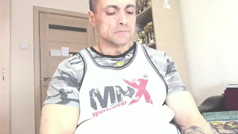 Snapshot of carin_the_body chatting on 02.21.25 Laz online show from 02.21.25