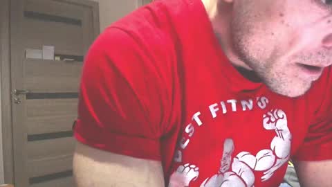 Snapshot of carin_the_body chatting on 02.23.25 Laz online show from 02.23.25