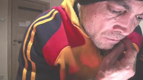 Snapshot of carin_the_body chatting on 03.01.25 Laz online show from 03.01.25